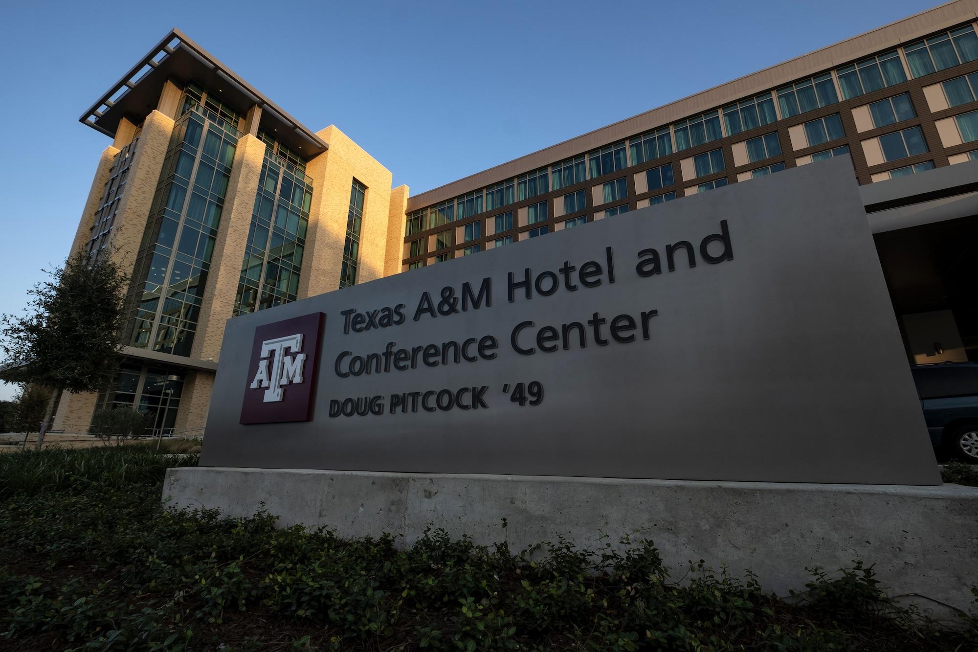 Texas A&M Hotel And Conference Center College Station Zewnętrze zdjęcie